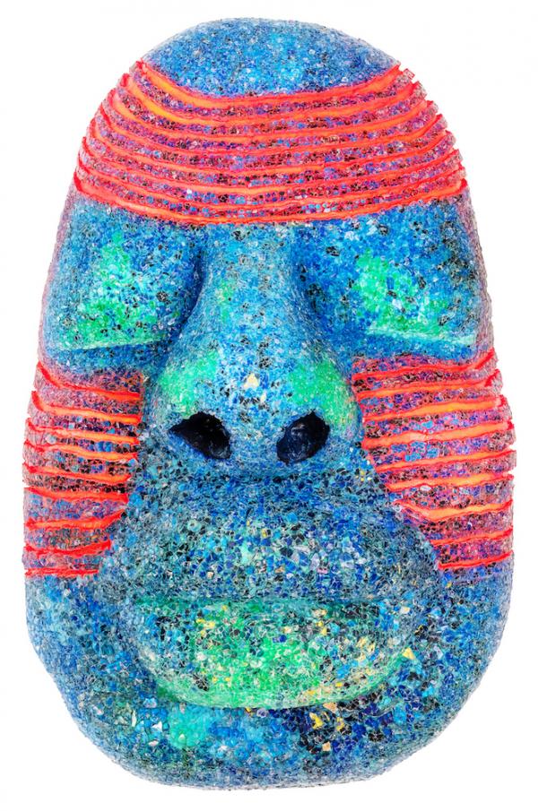 Ashley Scot, BUBI BERLIN · EXODUS FROM HOME, 2020, glass · plaster · acrylic paint 108 x 65 x 31 cm