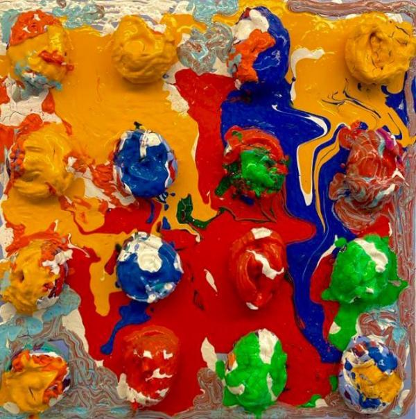 Der aufhellender Zug, 2019, Polystyrol und Acryl auf Holz, 85 x 85 cm
